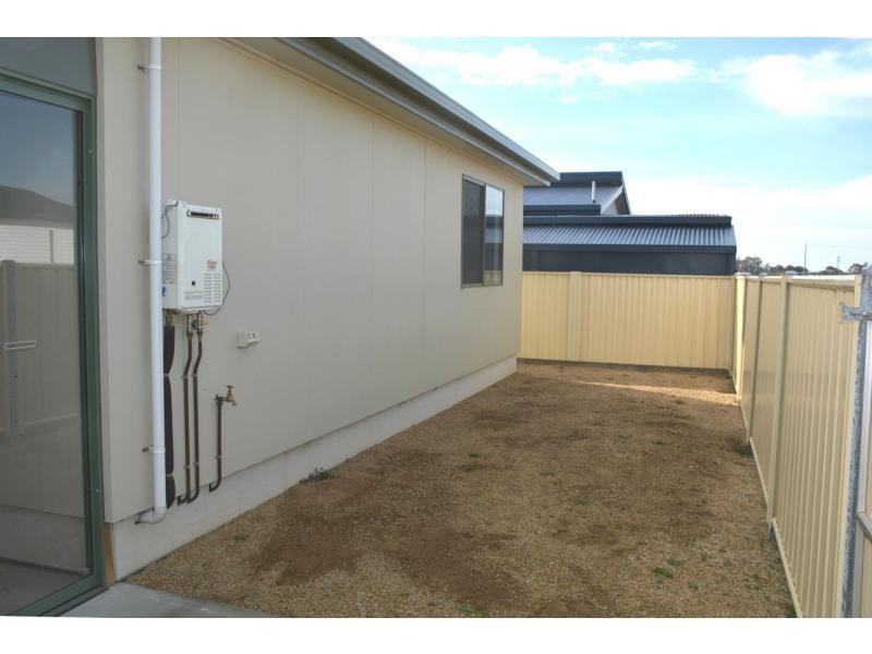 25 Andre Street, Green Palms Village, Cobram VIC 3644
