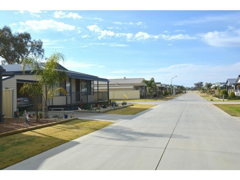 25 Andre Street, Green Palms Village, Cobram VIC 3644