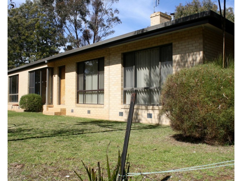 14 Barnes Road, Cobram VIC 3644