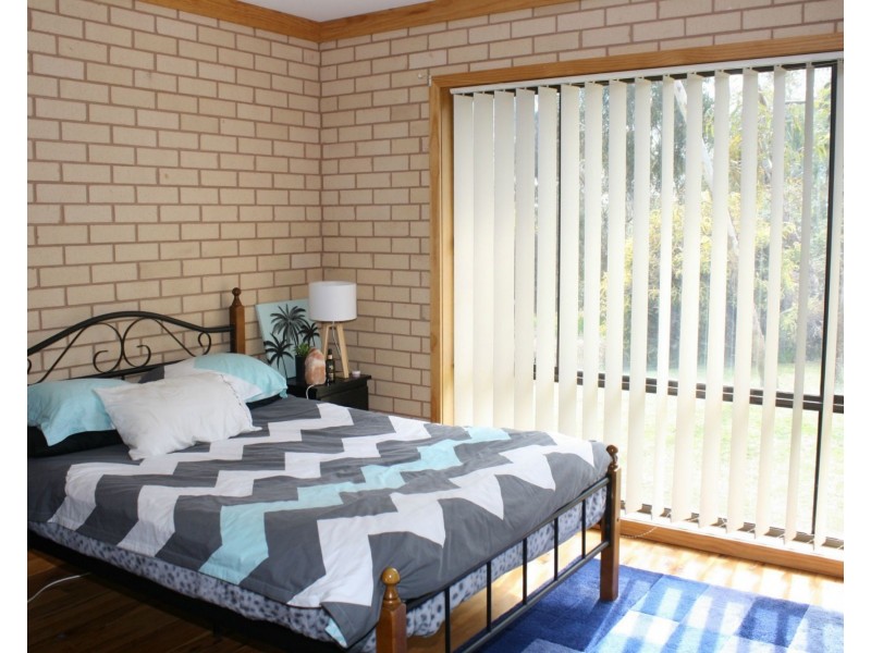 14 Barnes Road, Cobram VIC 3644