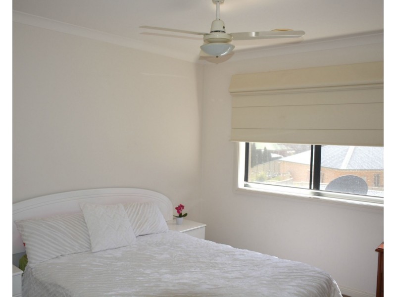 42 Lawson Drive, Barooga NSW 3644