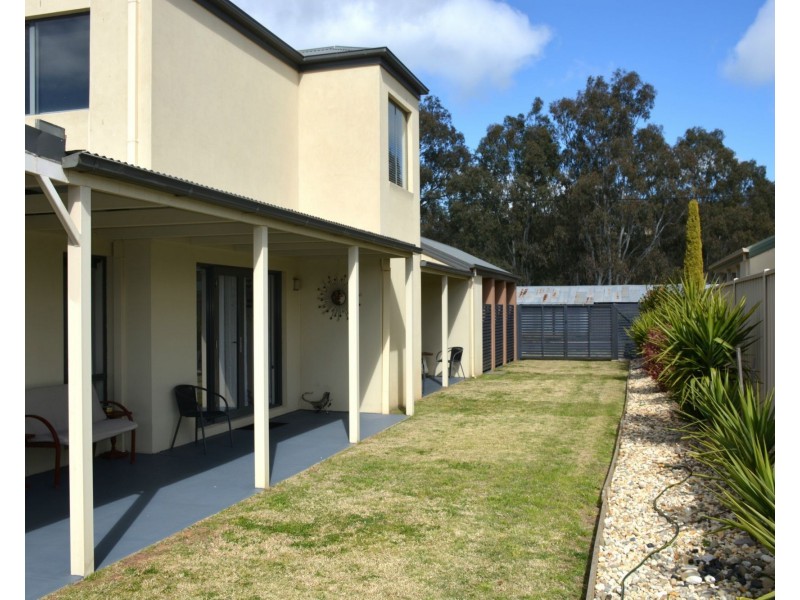 42 Lawson Drive, Barooga NSW 3644