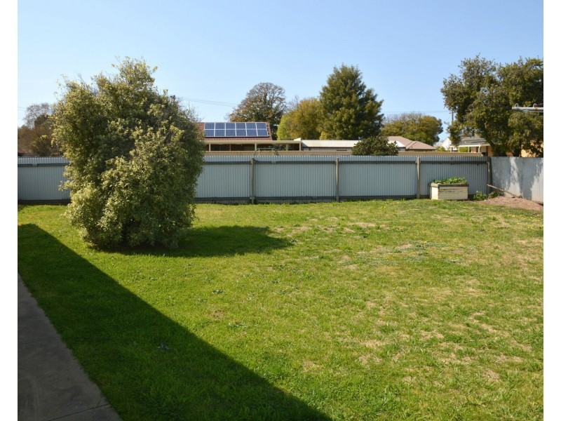 43 Karook Street, Cobram VIC 3644