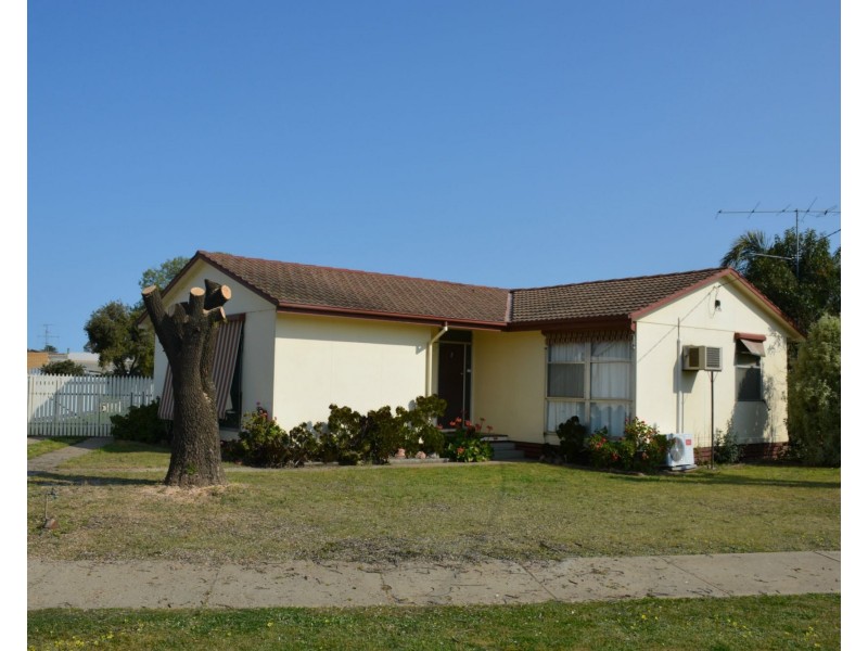 43 Karook Street, Cobram VIC 3644