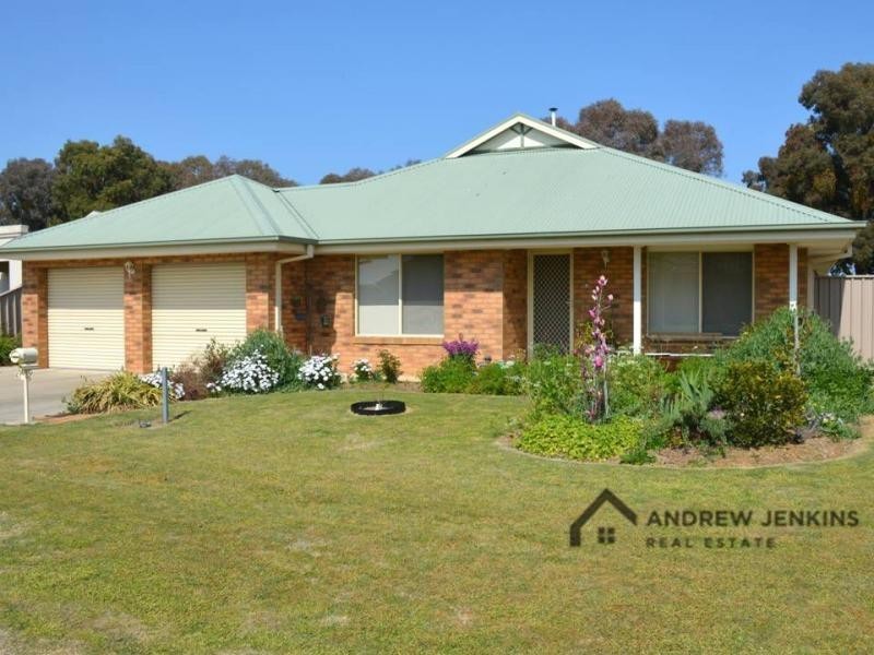 51 Sturt Street, Cobram VIC 3644