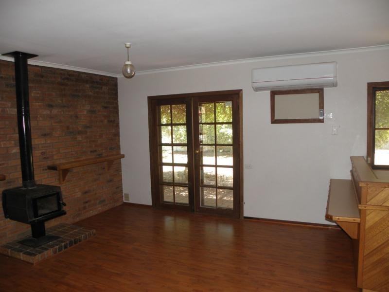 14 Denson Court, Cobram VIC 3644