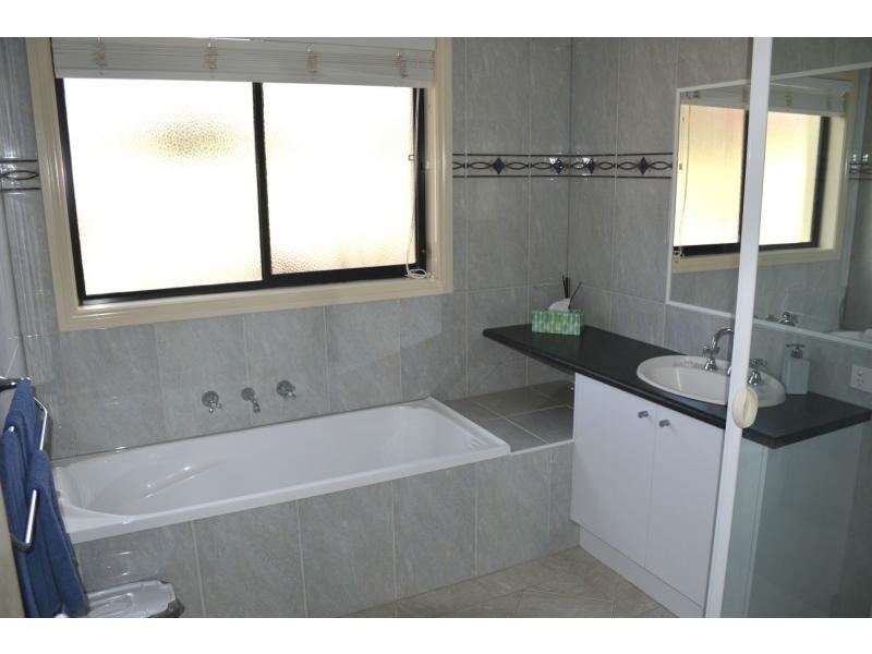 1 Sandy Court, Cobram VIC 3644