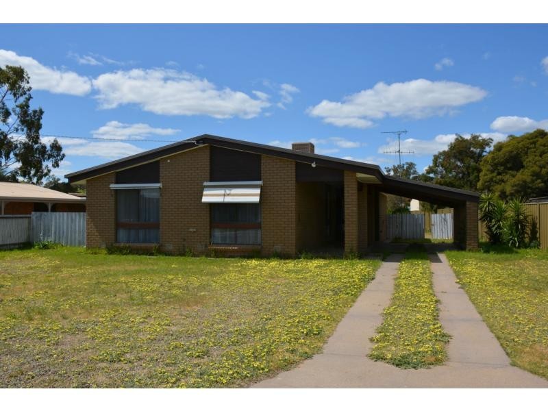 34 Wilkur Street, Cobram VIC 3644