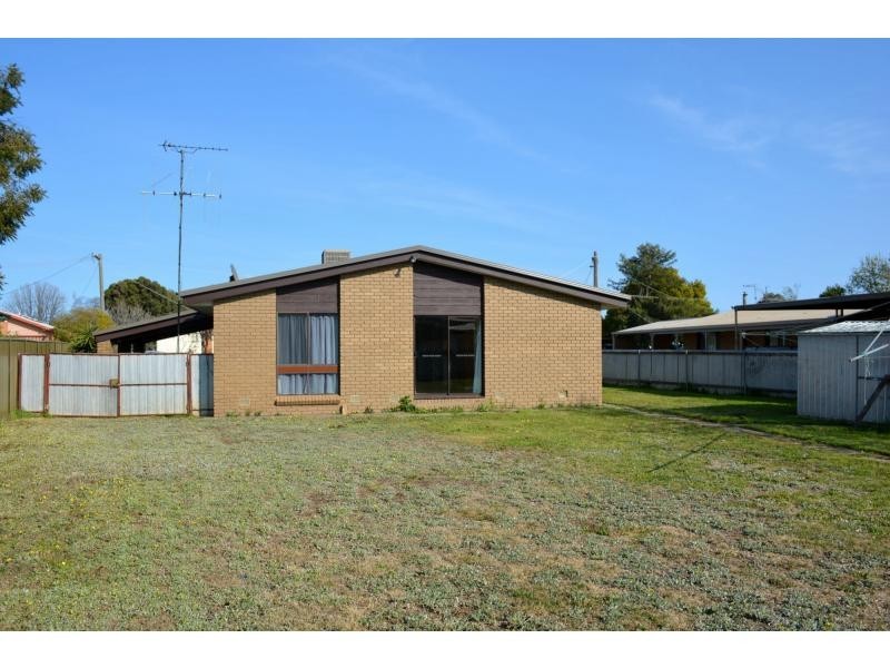 34 Wilkur Street, Cobram VIC 3644
