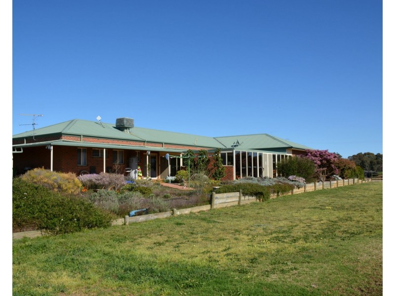6822 Goulburn Valley Highway, Yarroweyah VIC 3644