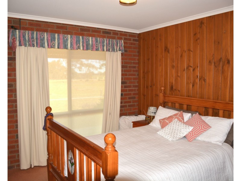 6822 Goulburn Valley Highway, Yarroweyah VIC 3644