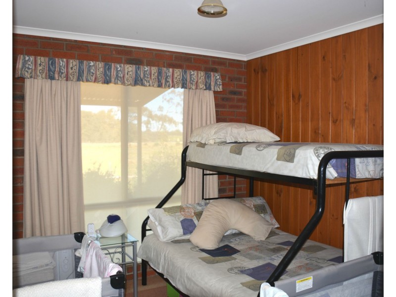 6822 Goulburn Valley Highway, Yarroweyah VIC 3644