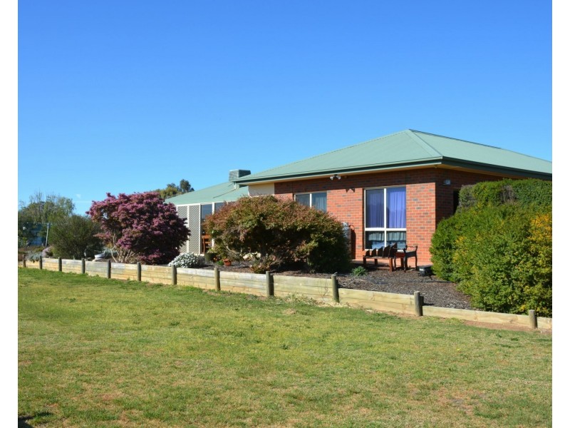 6822 Goulburn Valley Highway, Yarroweyah VIC 3644