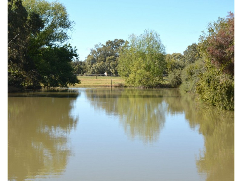 6822 Goulburn Valley Highway, Yarroweyah VIC 3644