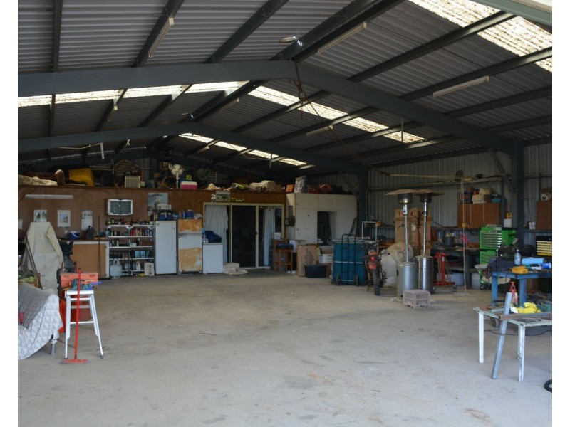 6822 Goulburn Valley Highway, Yarroweyah VIC 3644