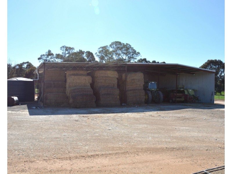 6822 Goulburn Valley Highway, Yarroweyah VIC 3644