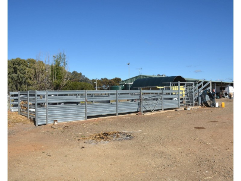 6822 Goulburn Valley Highway, Yarroweyah VIC 3644