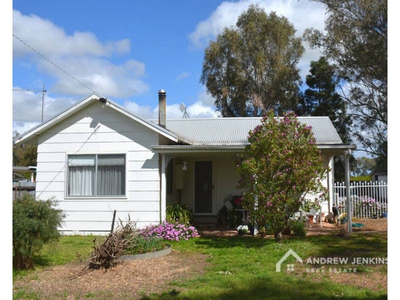 15 Kenny Road, Yarroweyah VIC 3644