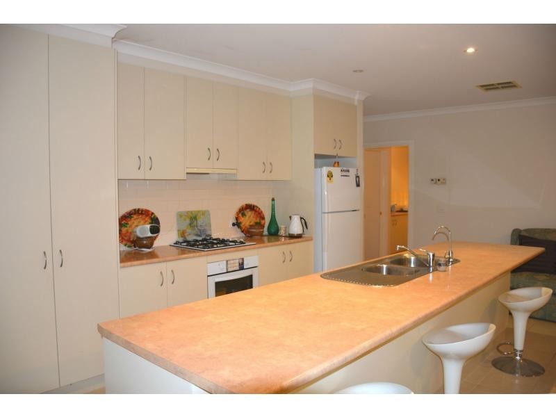 2 Alexandra Court, Cobram VIC 3644