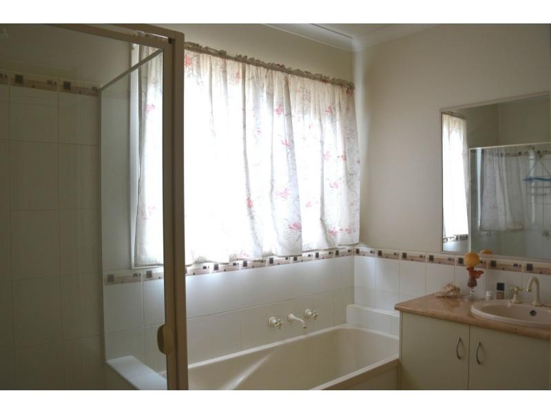 2 Alexandra Court, Cobram VIC 3644