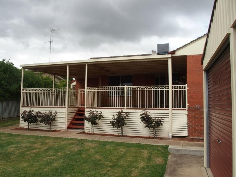 4 Denson Court, Cobram VIC 3644