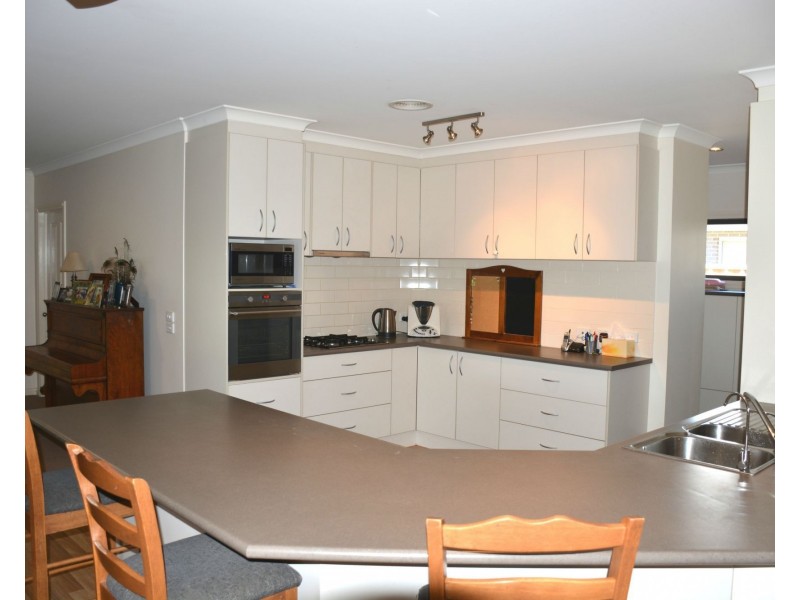 18 Rio Vista Court, Cobram VIC 3644