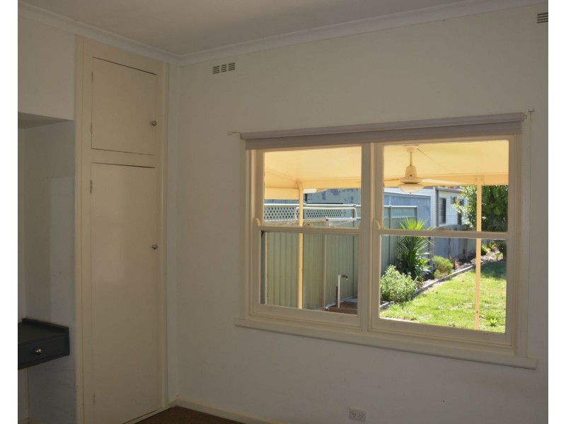 10 Warkil Street, Cobram VIC 3644