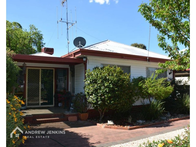 9 Glenavon Street, Cobram VIC 3644