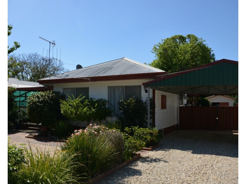 9 Glenavon Street, Cobram VIC 3644