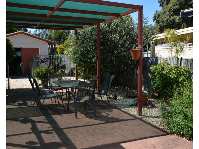 9 Glenavon Street, Cobram VIC 3644
