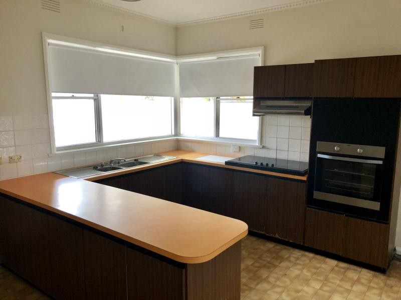 27 Moore Street, Katamatite VIC 3649