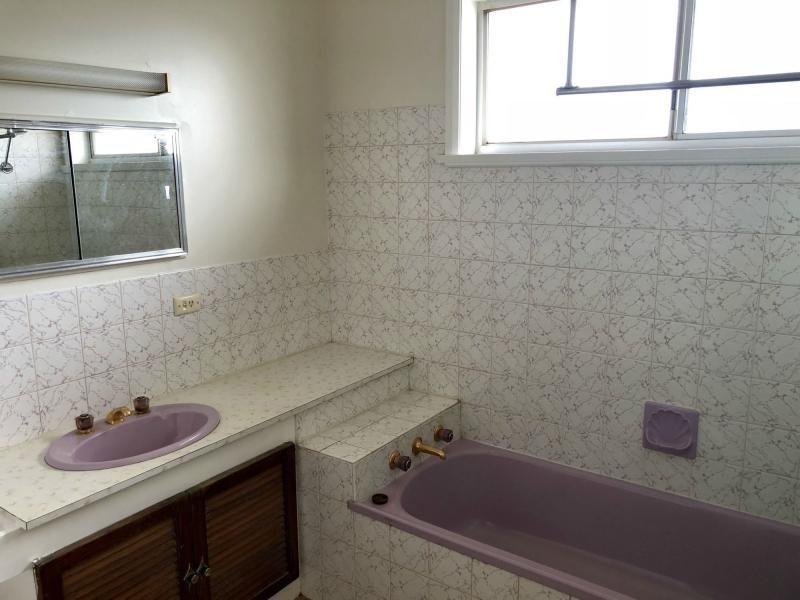 27 Moore Street, Katamatite VIC 3649