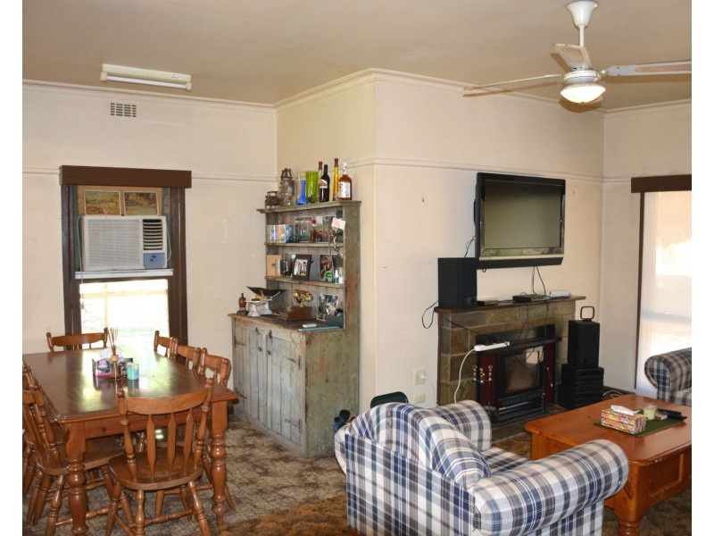 1724 Larissa Road, Yarroweyah VIC 3644