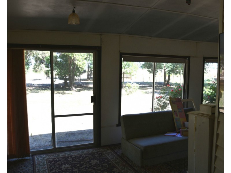 1724 Larissa Road, Yarroweyah VIC 3644