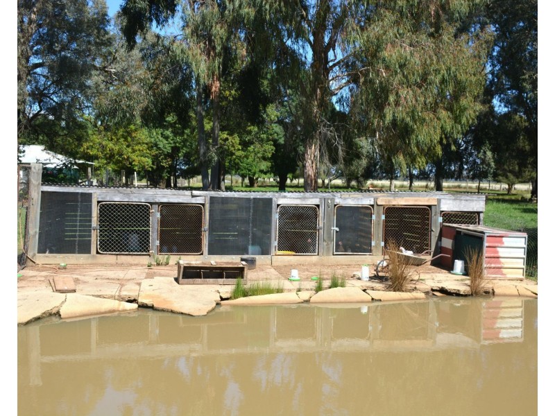 1724 Larissa Road, Yarroweyah VIC 3644