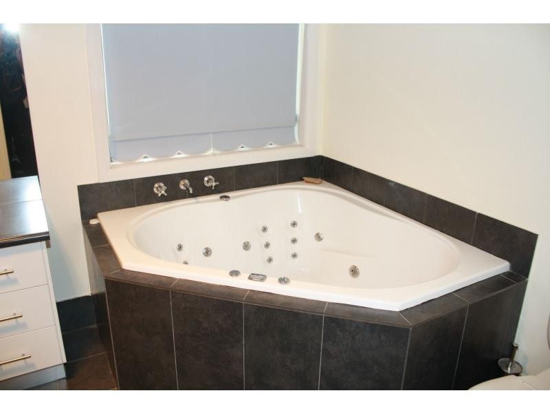 31 Keogh Drive, Tocumwal NSW 2714
