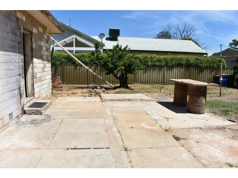 15 Warkil Street, Cobram VIC 3644