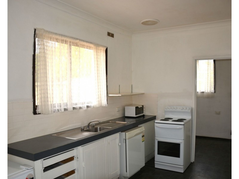 25 Cobram Street, Berrigan NSW 2712