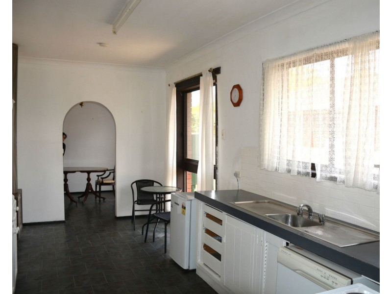 25 Cobram Street, Berrigan NSW 2712