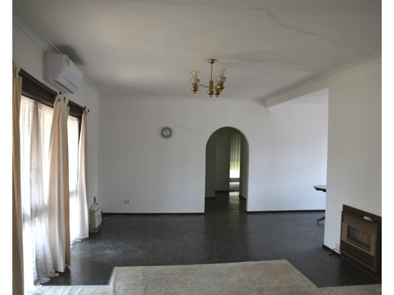 25 Cobram Street, Berrigan NSW 2712