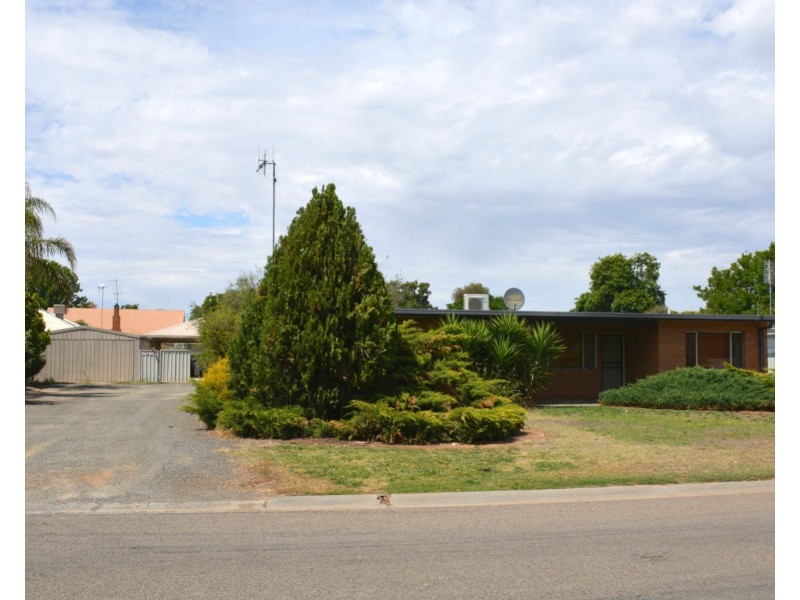 1-3/13 Karook Street, Cobram VIC 3644