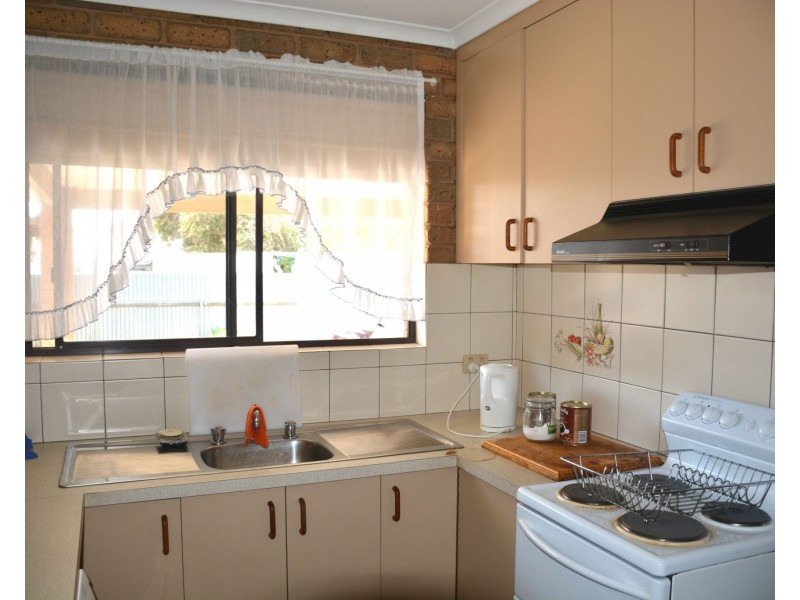 1-3/13 Karook Street, Cobram VIC 3644
