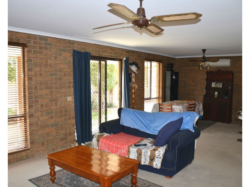 1-3/13 Karook Street, Cobram VIC 3644