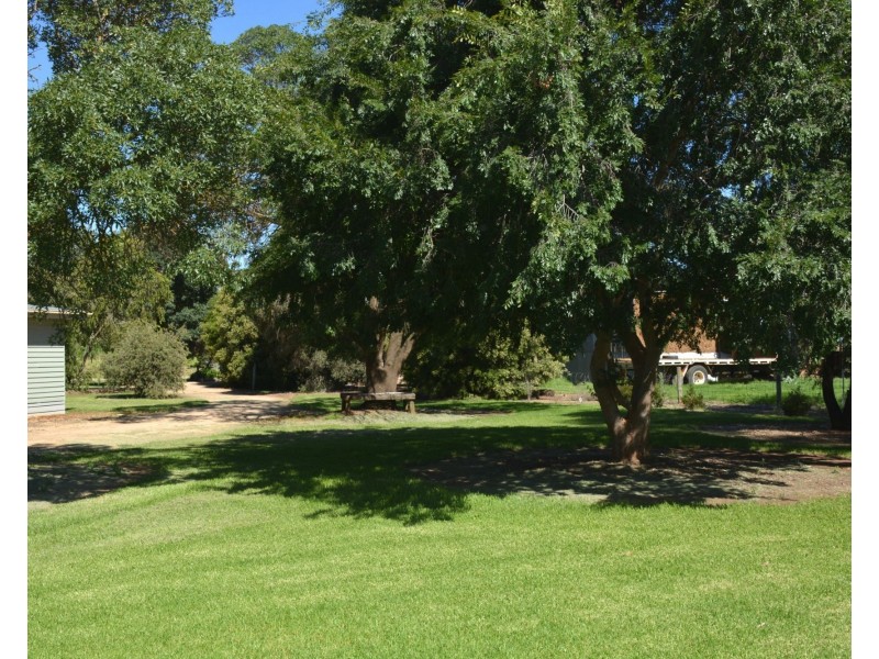 6 Chapmans Lane, Katunga VIC 3640