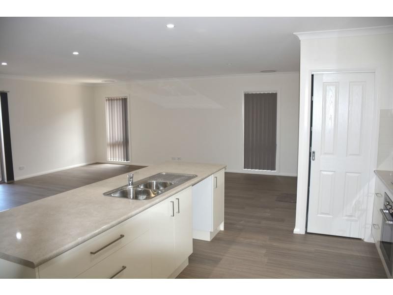 1 Villa Court, Cobram VIC 3644
