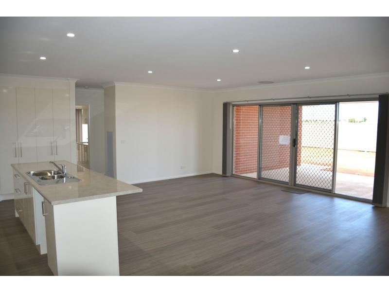 1 Villa Court, Cobram VIC 3644