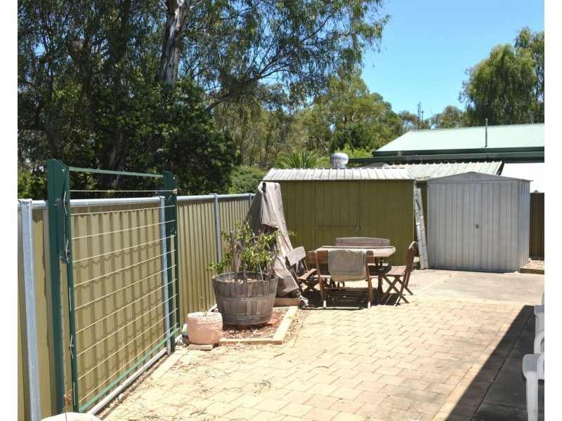 1 Edward Court, Cobram VIC 3644