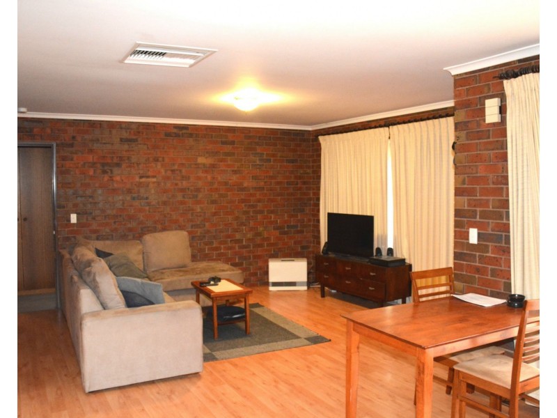 3/12 Barinya Street, Barooga VIC 3644