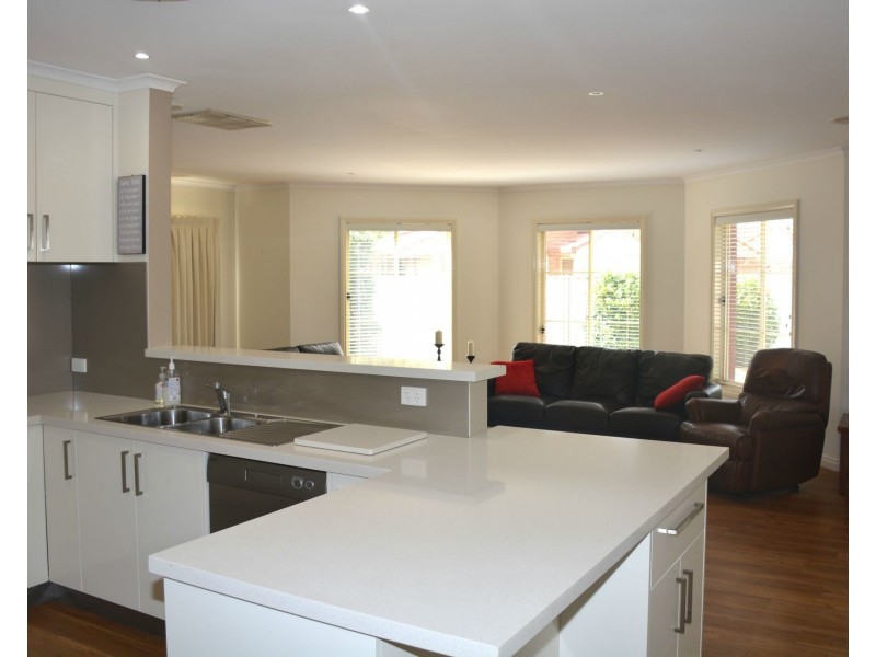 1 Trevatt Court, Cobram VIC 3644