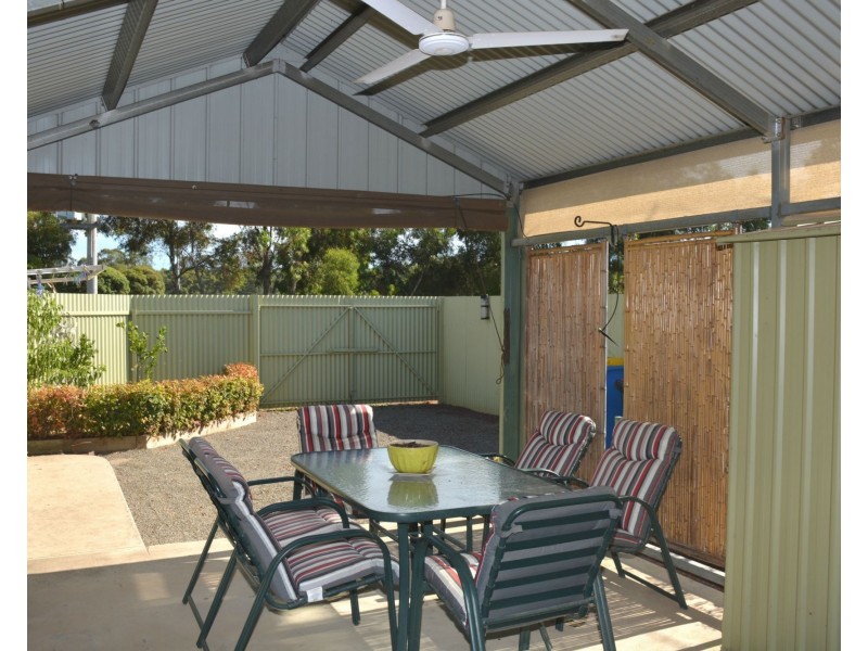 17a Karook Street, Cobram VIC 3644